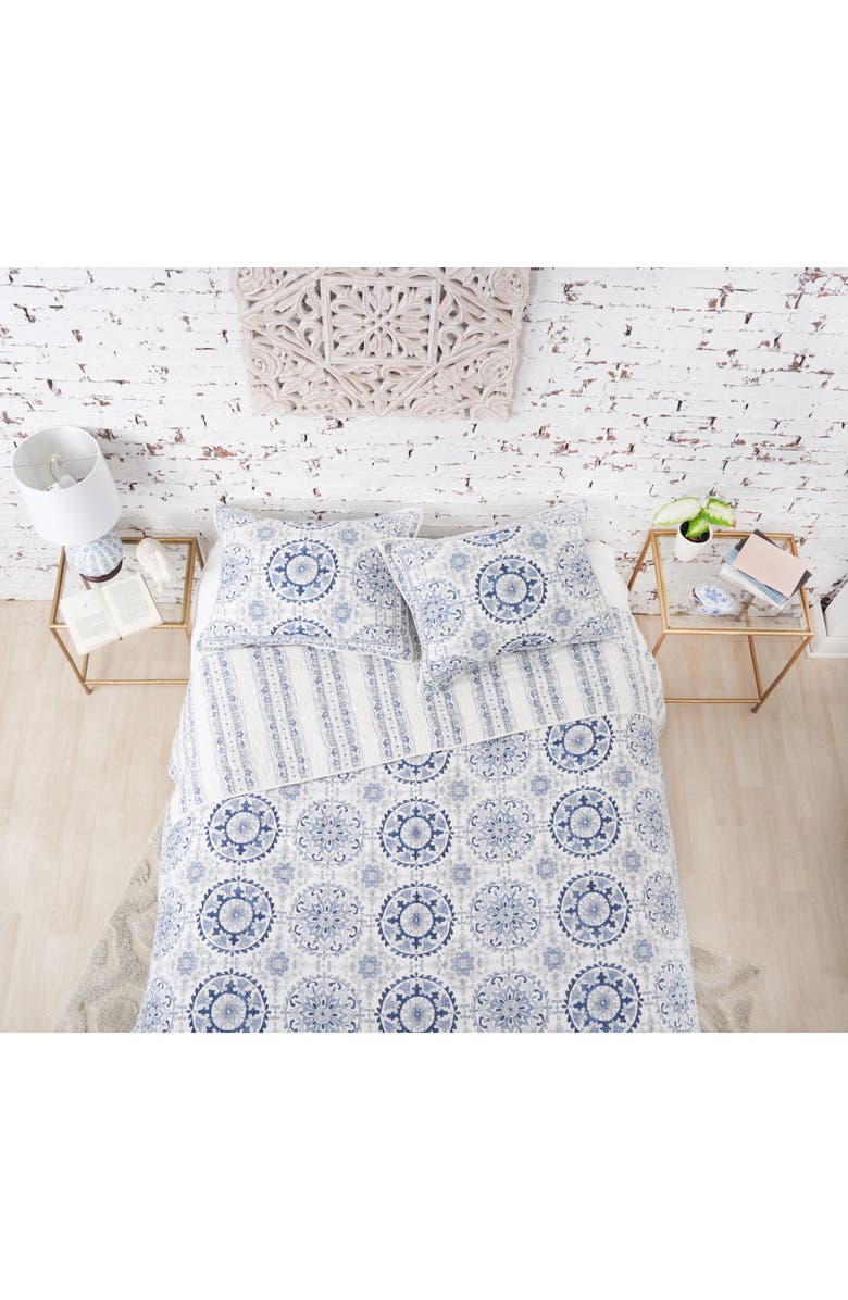 carol
frank Brambleton Quilt Set Bedding Collection, Alternate, color, Blue