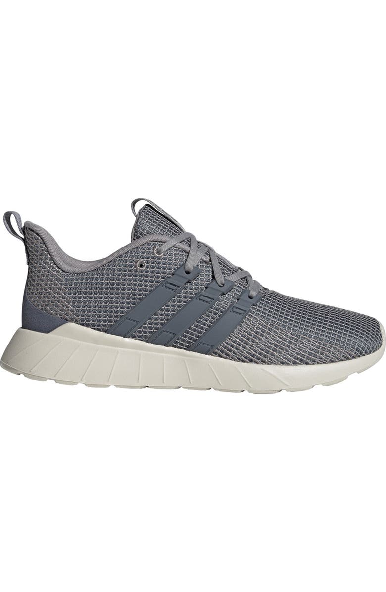 adidas Questar Flow Sneaker, Alternate, color,