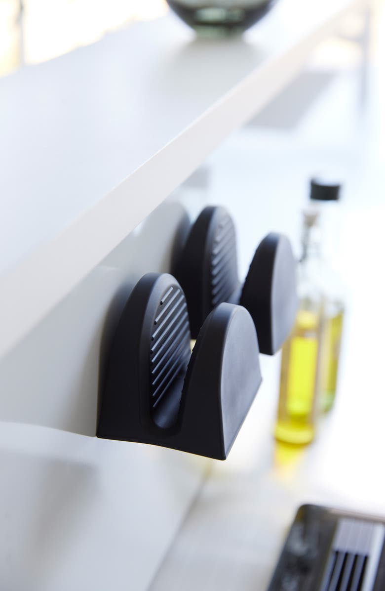 Yamazaki Set of 2 Silicone Magnetic Pot Holders, Alternate, color, Black