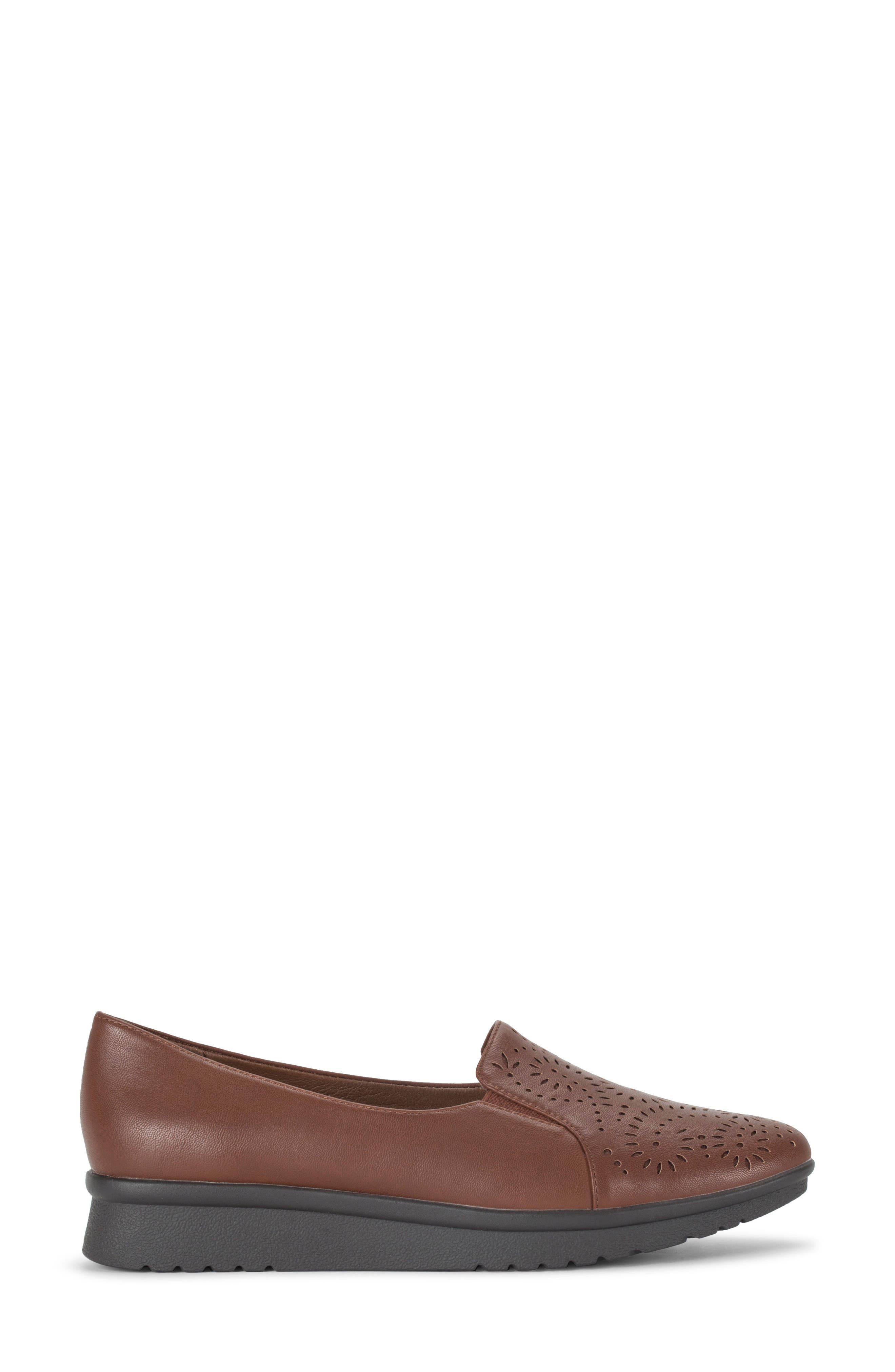 BARETRAPS Amry Laser Cut Loafer, Alternate, color, Brush Brown