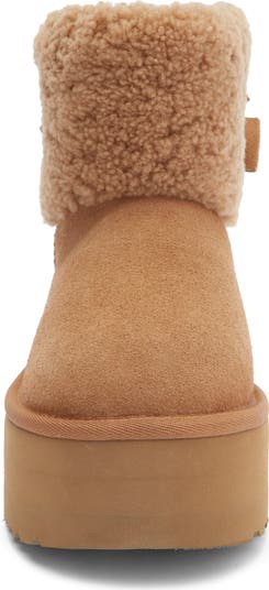 Classic Ultra Mini Max Curly Platform Boot