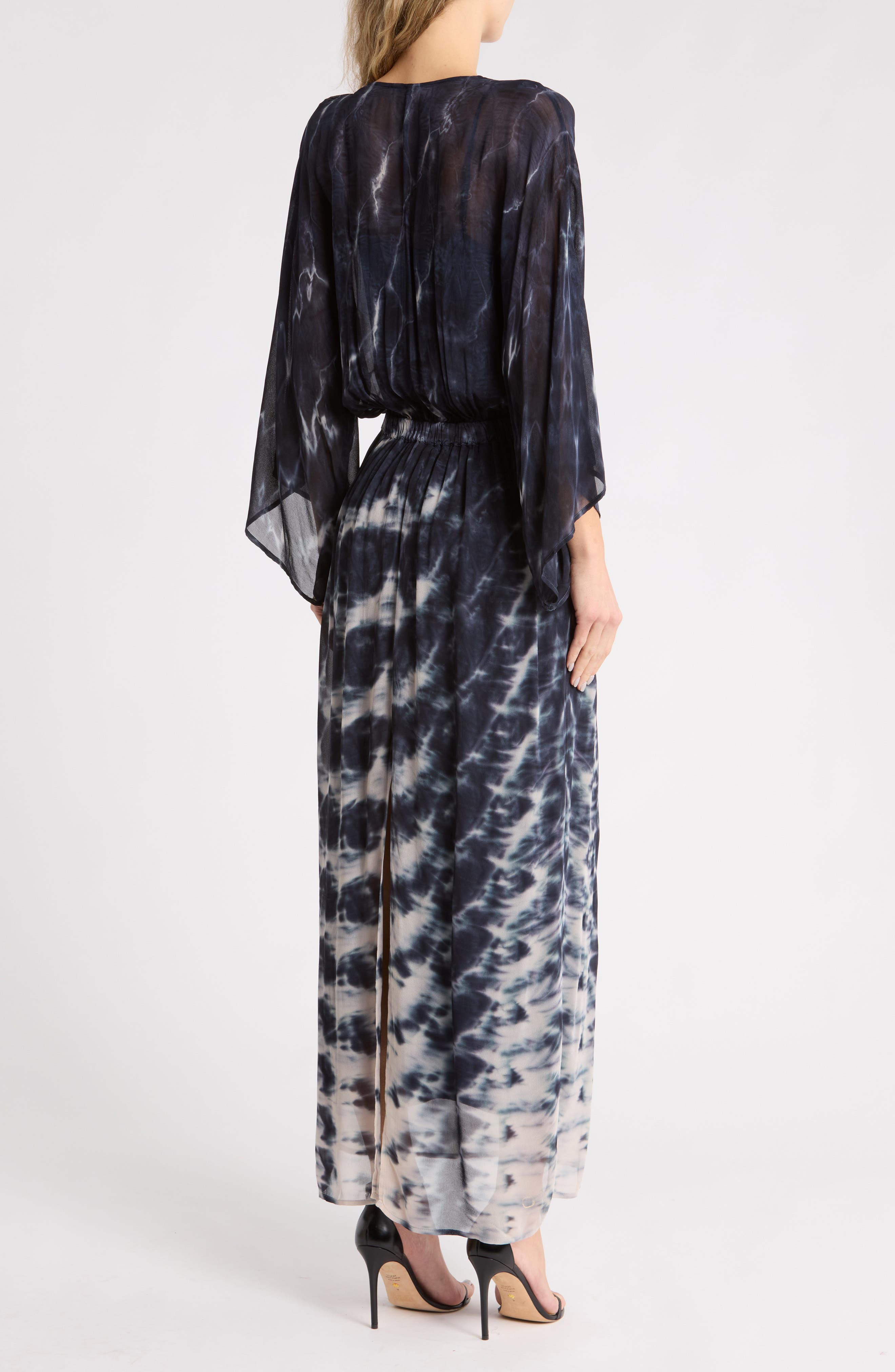 Olina Long Sleeve Maxi Dress