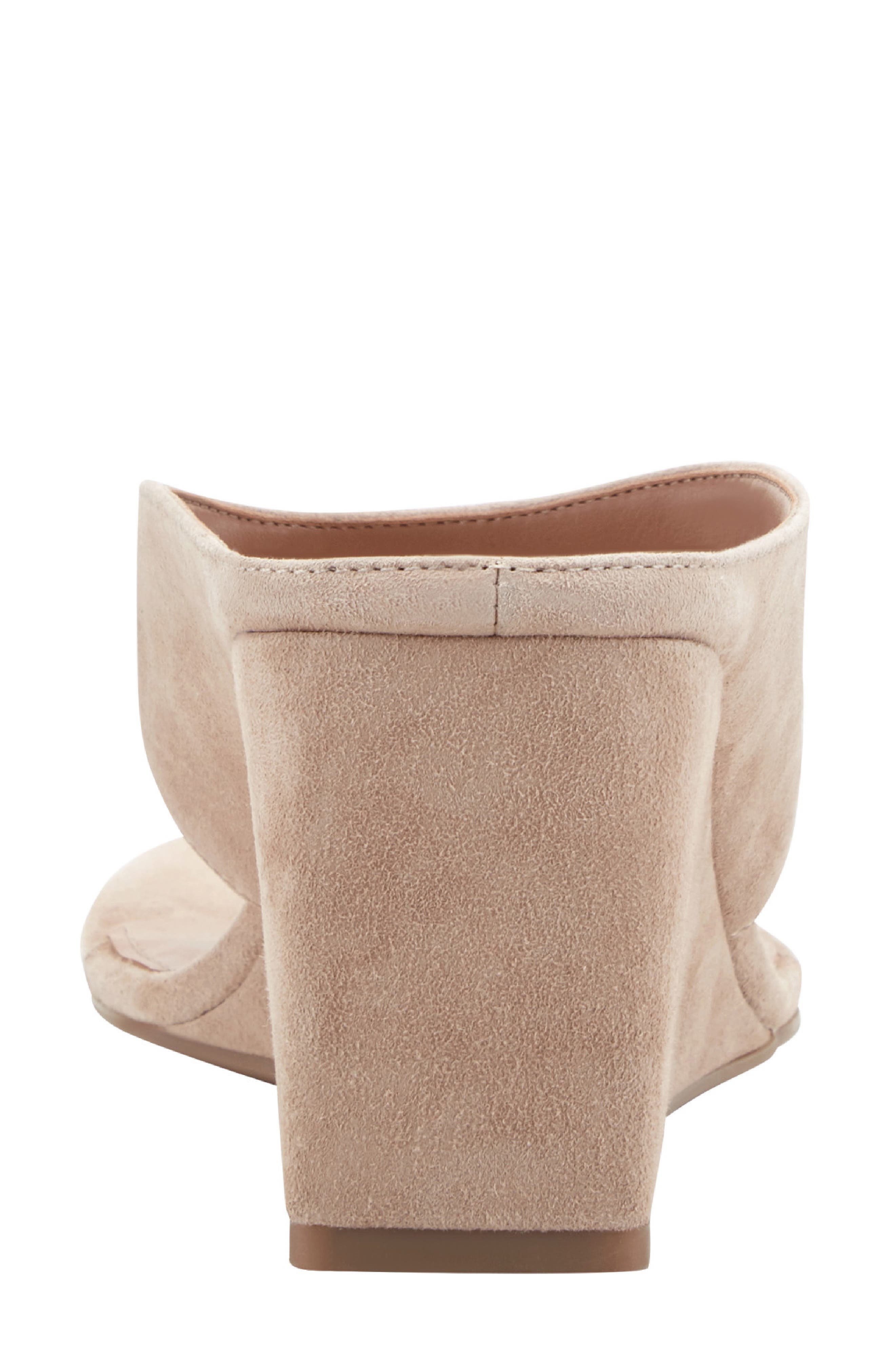 Marc Fisher LTD Udena Wedge Flip Flop, Alternate, color, Medium Natural 2