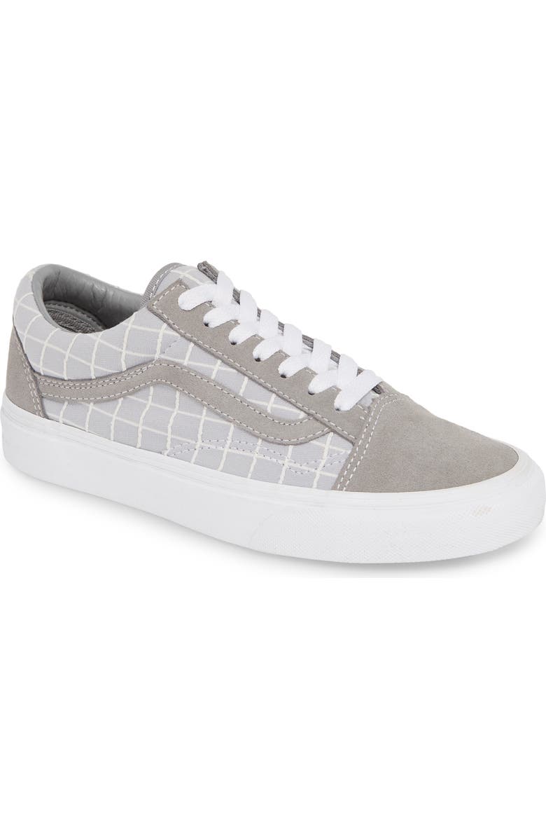 Vans Old Skool Sneaker, Main, color,