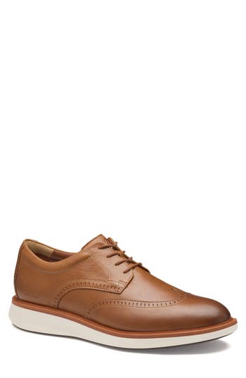 Johnston & Murphy Parker Waterproof Wingtip Derby in Tan Waterproof Full Grain at Nordstrom Rack, Size 9.5