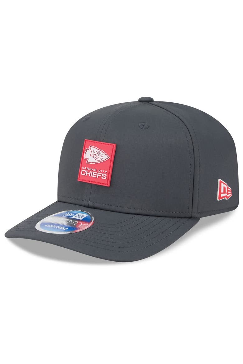 Men's New Era Charcoal Kansas City Chiefs 2025 Sideline Cold Weather 9SEVENTY Adjustable Hat, Main, color, Charcoal