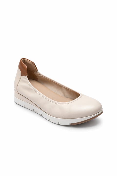 Promenade Leather Comfort Flat