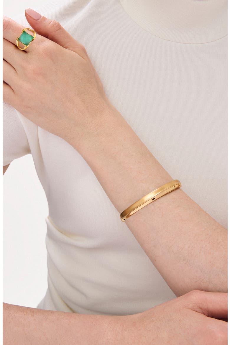 Tao Hinge Bangle, Alternate, color, GOLD