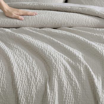 Puckered Comforter Set