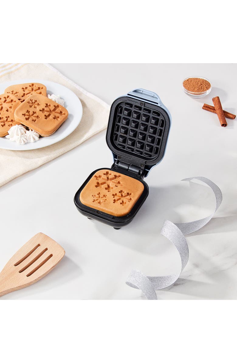 Dash Snowflake Mini Waffle Maker, Alternate, color, Light Blue