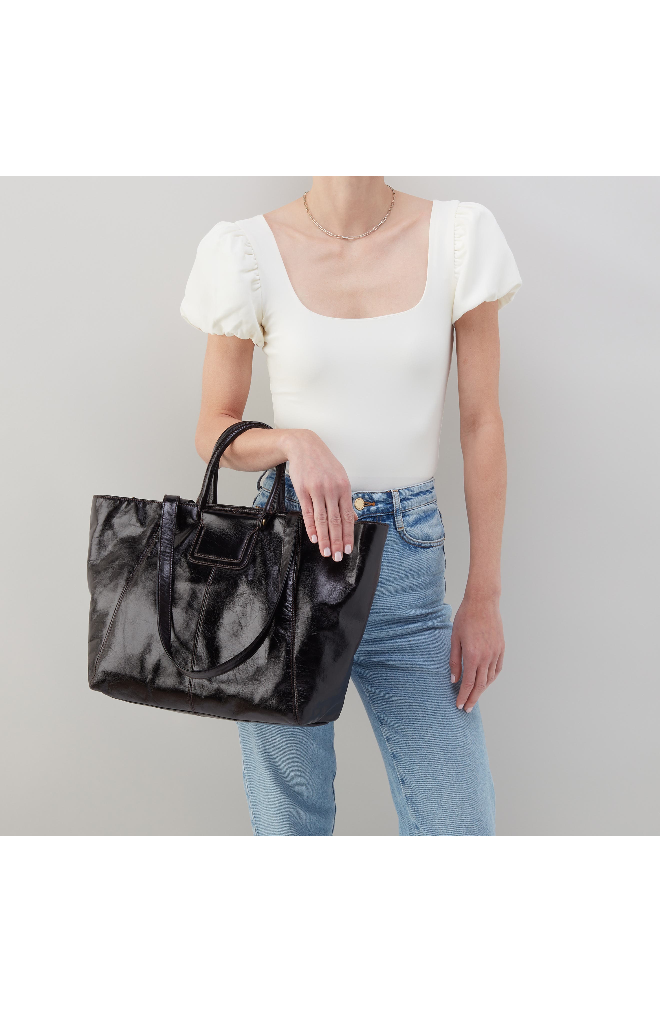 HOBO Sheila East/West Leather Tote, Alternate, color, Black