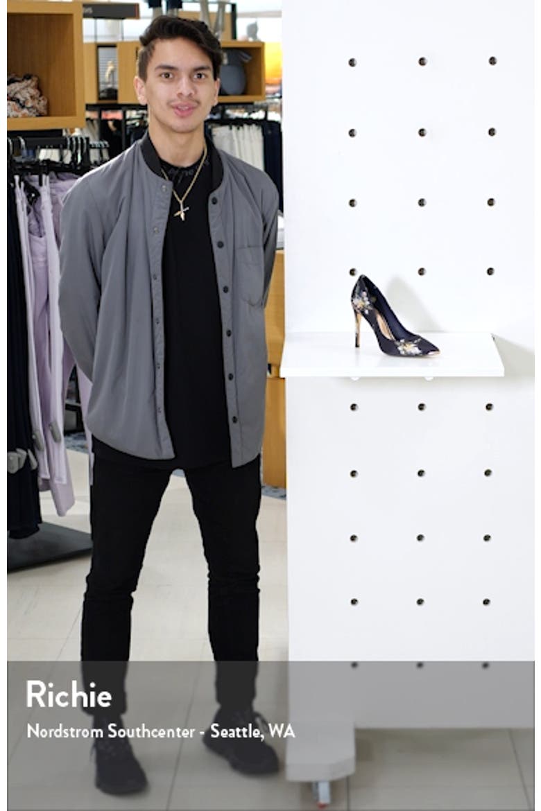 Izibelp Floral Pointy Toe Pump video