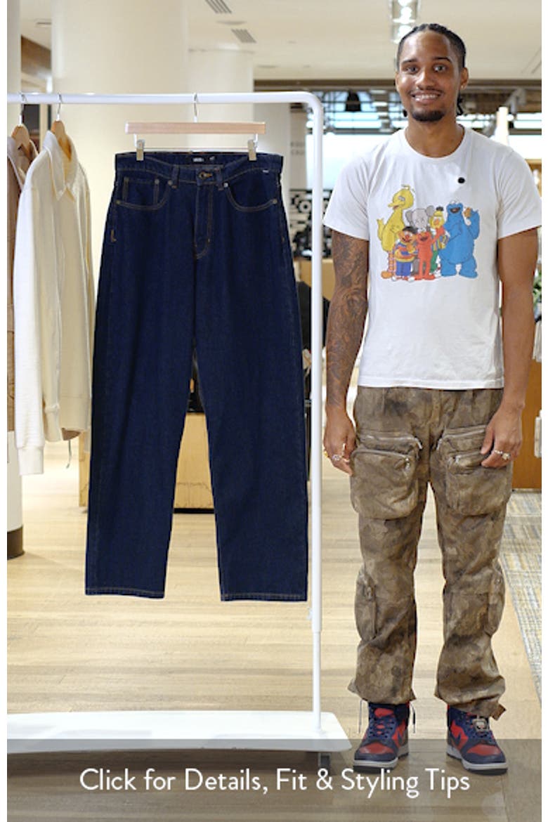 Check-5 Loose Fit Jeans video