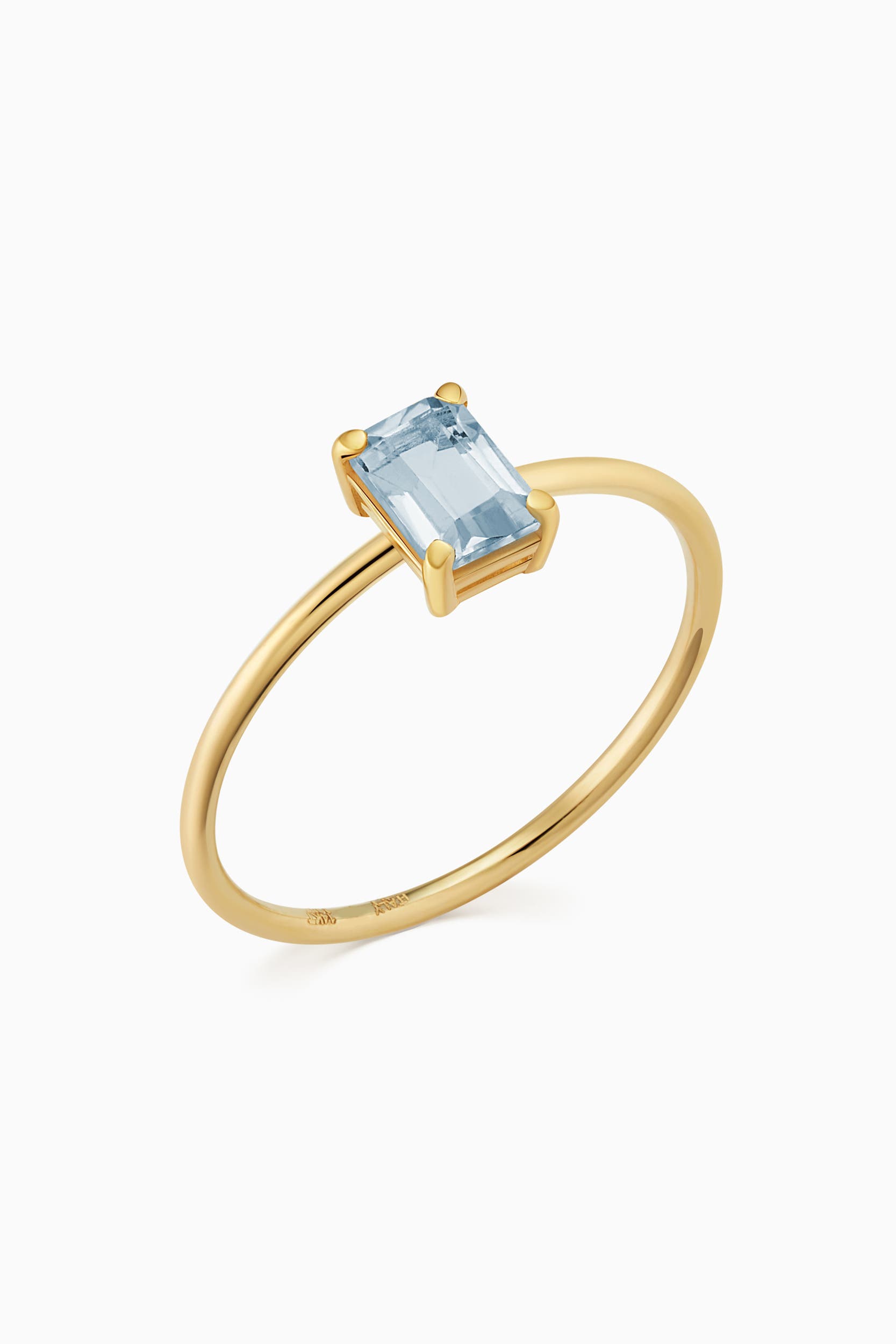 Yellow Gold - Light Blue Topaz