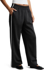 Beyond Yoga That Tracks Straight Leg Pants