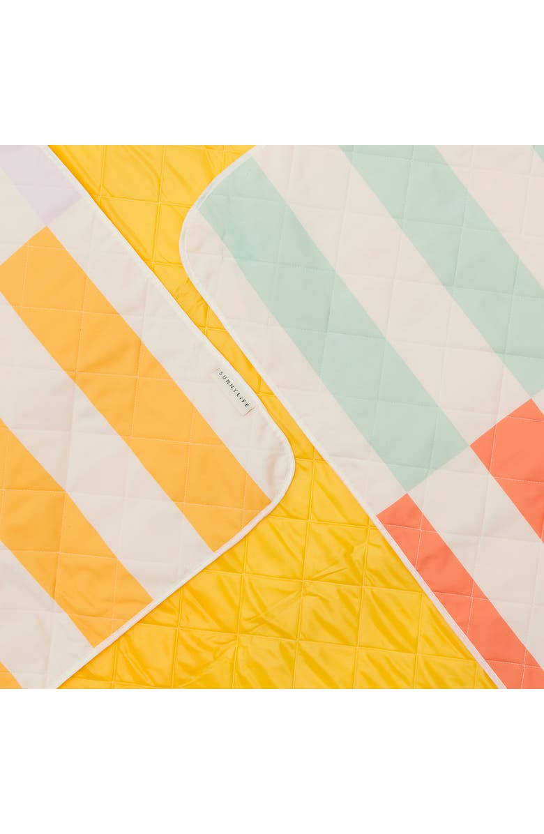 Sunnylife Rio Beach & Picnic Blanket & Bag Set, Alternate, color,