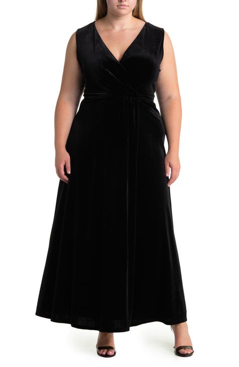 Munich Sleeveless Velvet Maxi Dress (Plus)