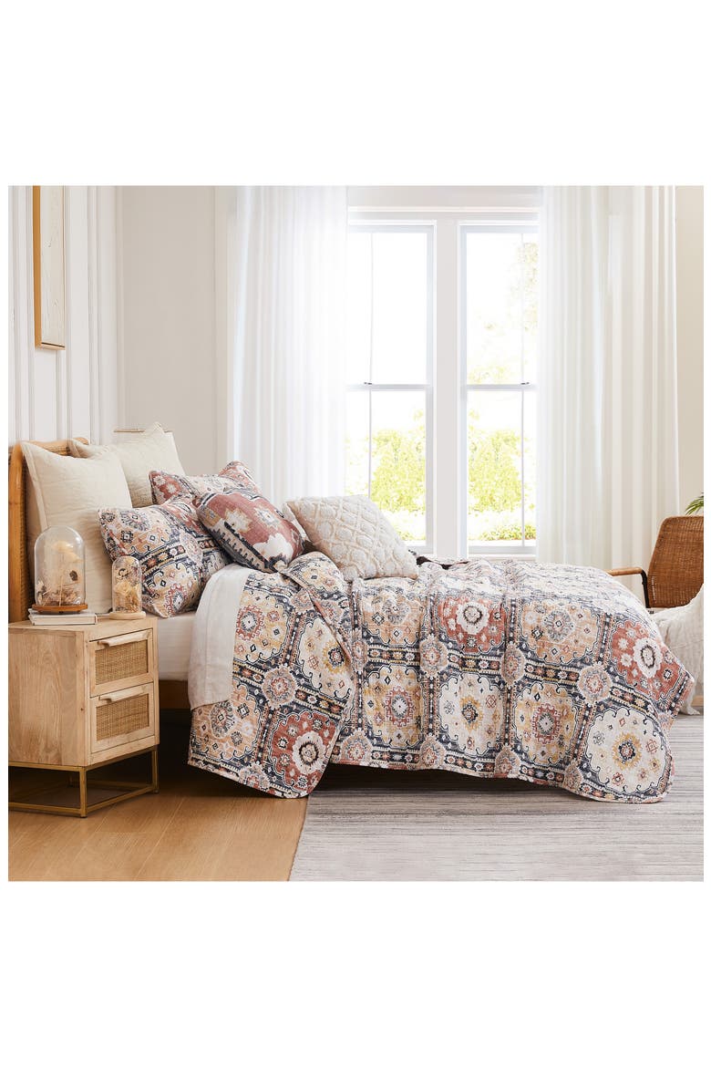 Kilim 7-Piece Oversized Quilt Bedding Set, Alternate, color, NATURAL