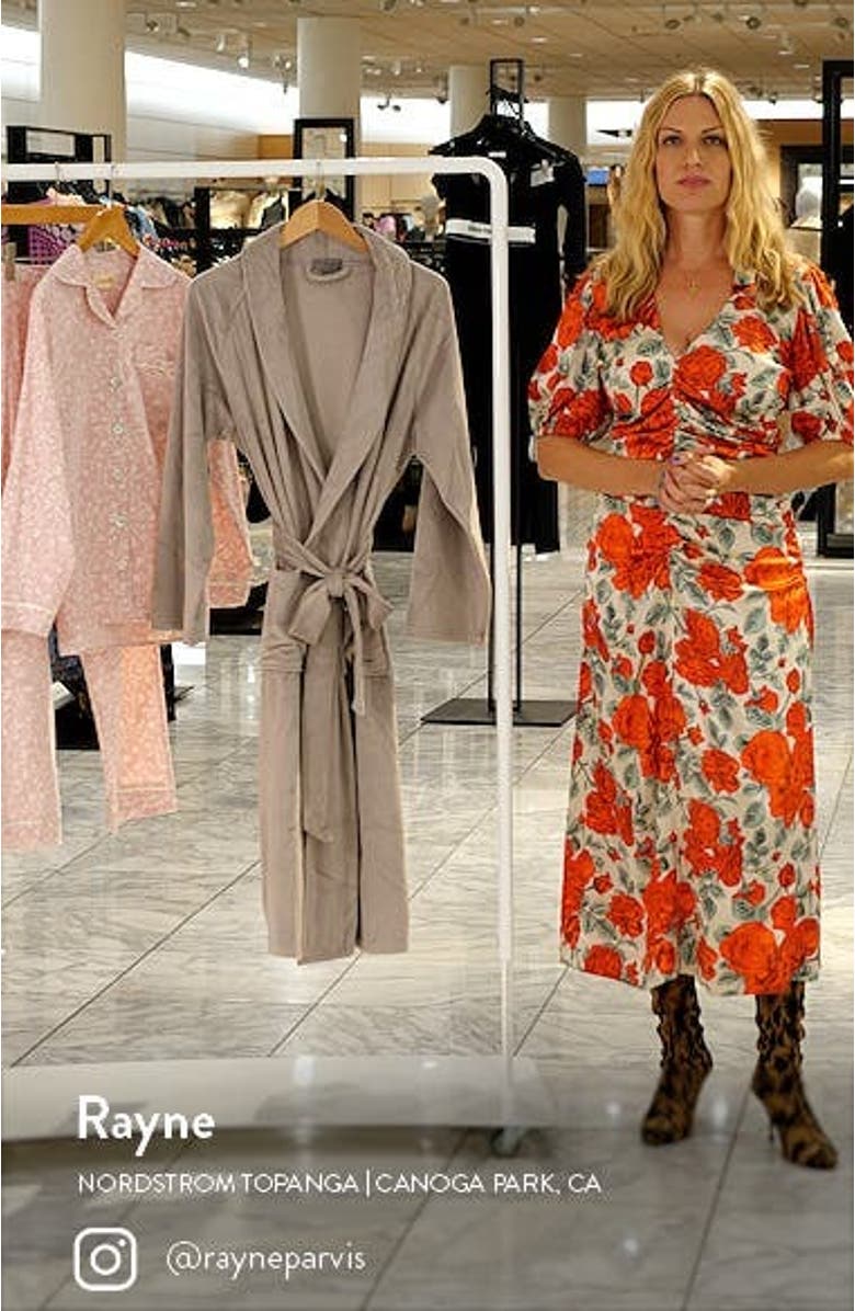LuxeChic<sup>®</sup> Velour Robe, sales video thumbnail