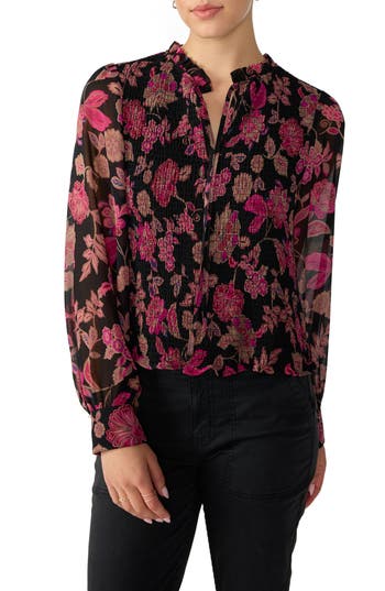 Sanctuary Think Of You Floral Smocked Top In Red