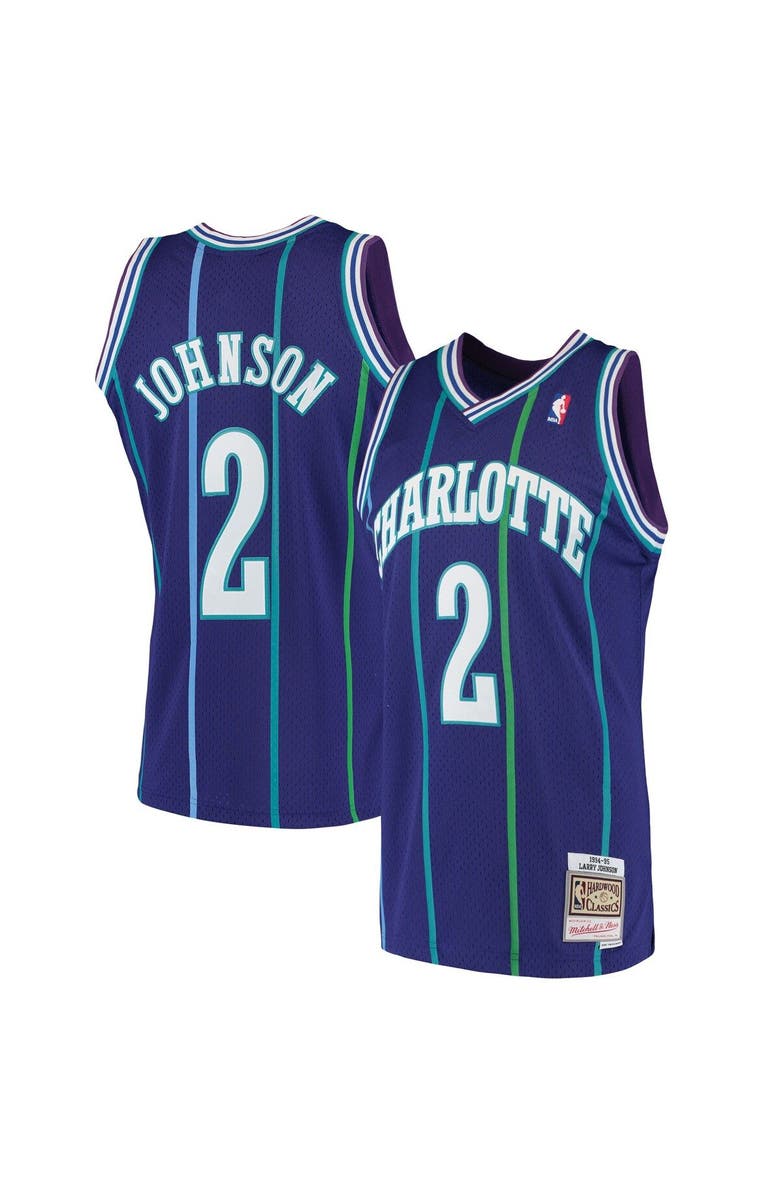 Mitchell & Ness Men's Mitchell & Ness Larry Johnson Purple Charlotte Hornets 1992-93 Hardwood Classics Swingman Jersey, Main, color, 
