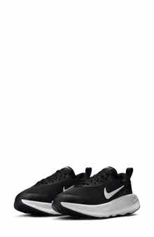 Nike Legend Essential 4 Walking Shoe