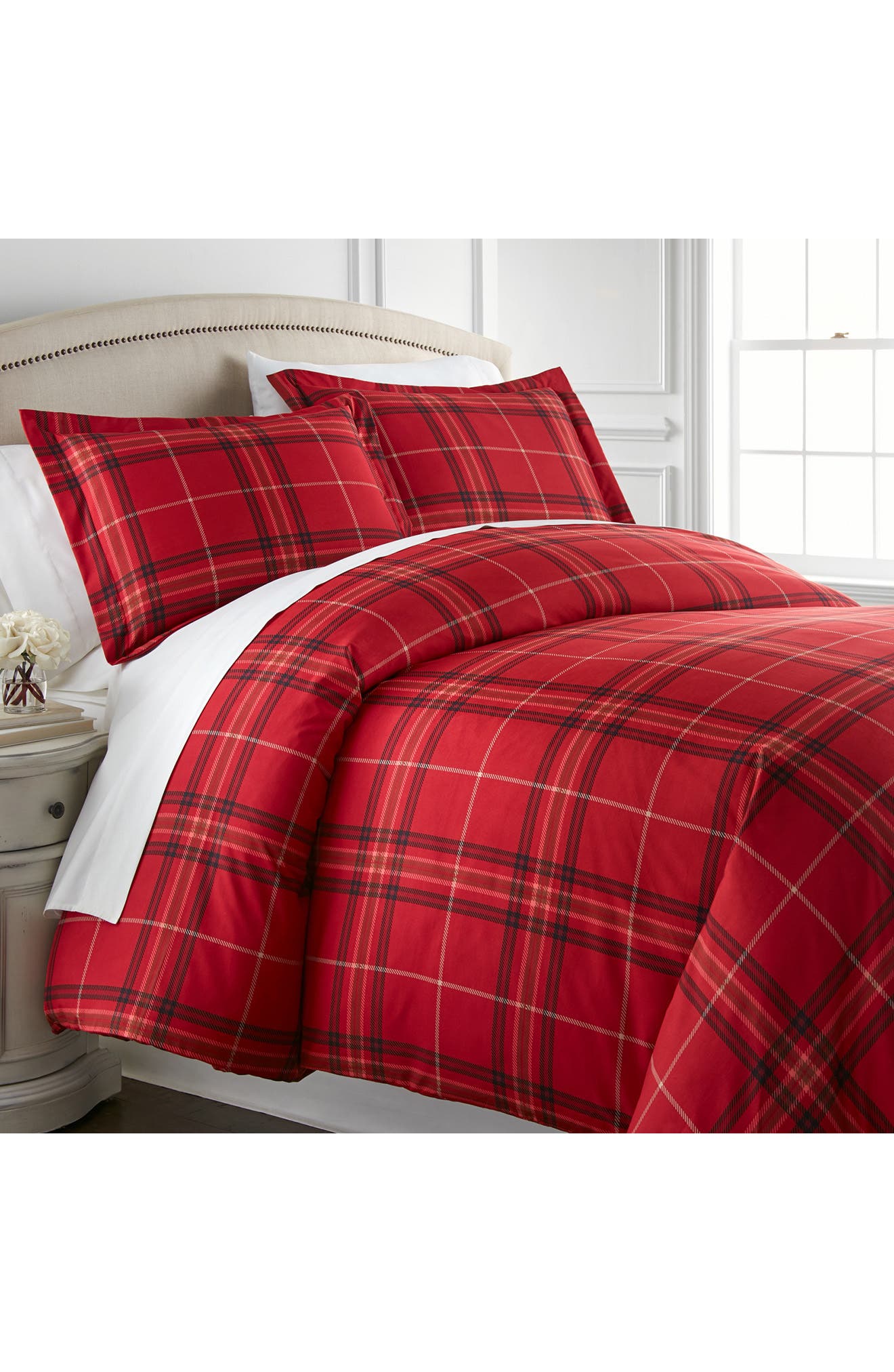 selected PLAID RED