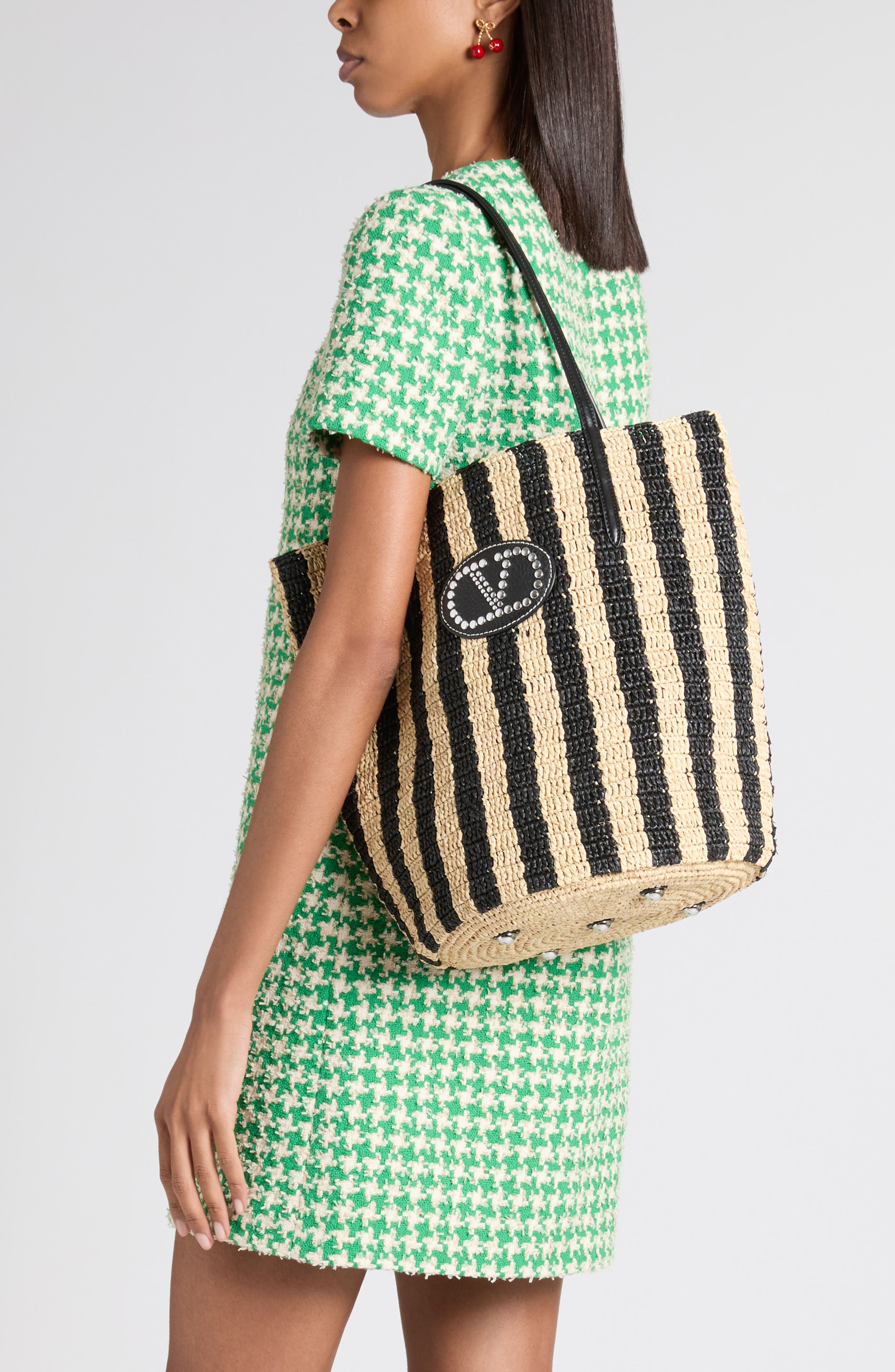 Valentino Garavani VLOGO Signature Crochet Raffia Tote, Alternate, color, Natural/ Black