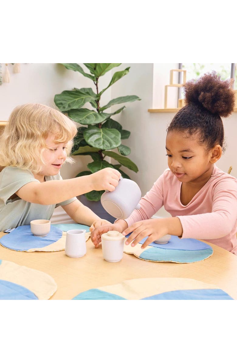 Kaplan Early Learning Company Double-Sided Placemats - Set of 4, Alternate, color, Multicolored