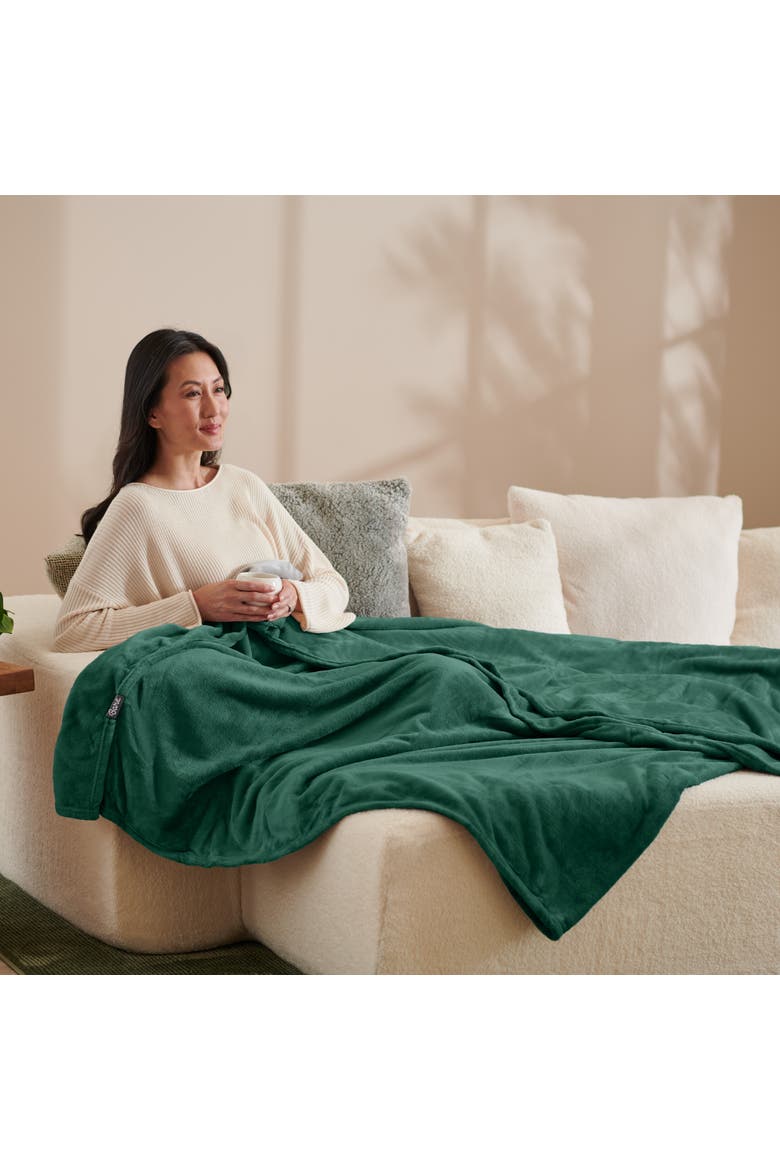 Microplush Fleece Throw Blanket, Alternate, color, Forest Green