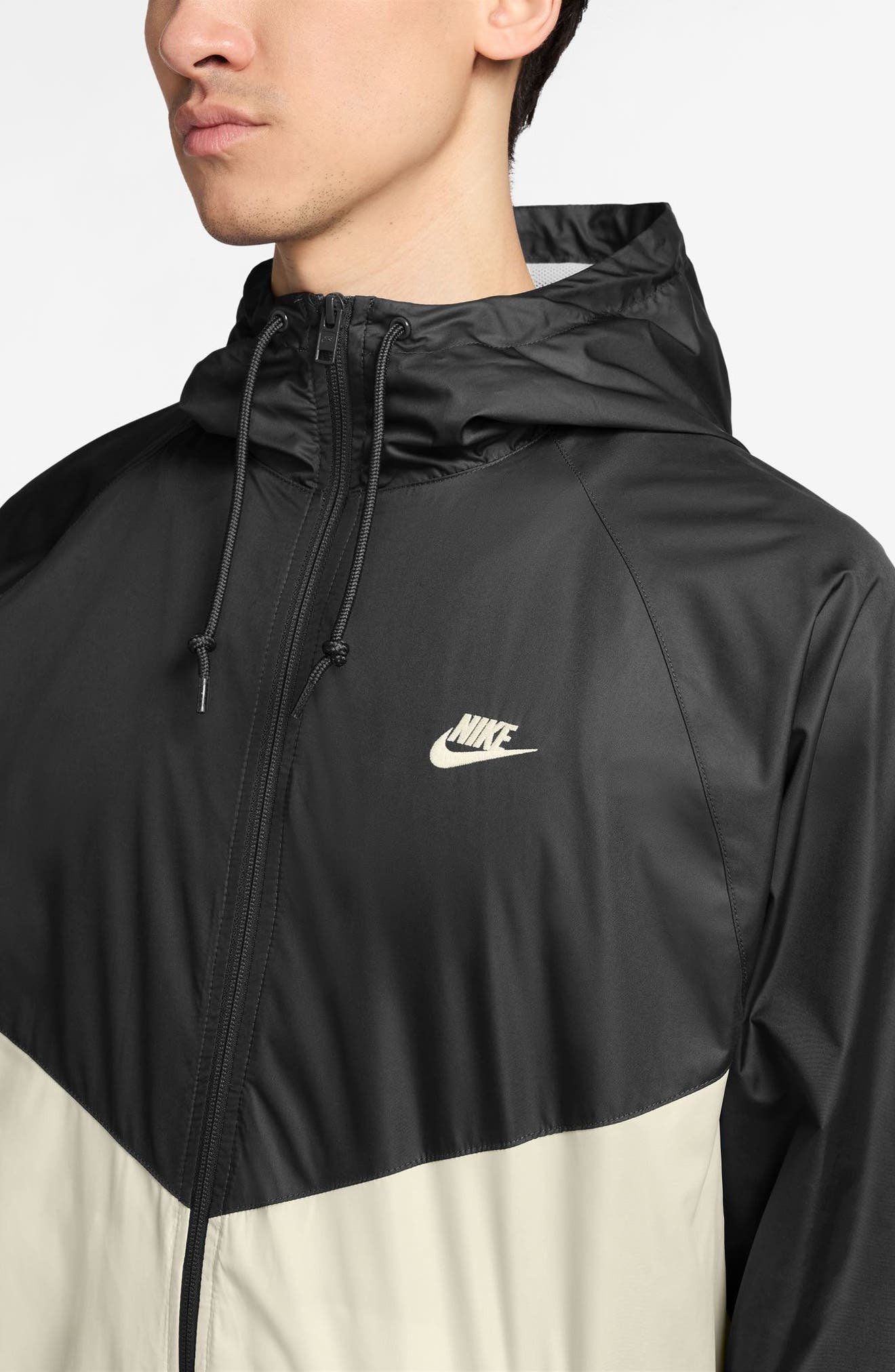 Мужские куртки Nike Windrunner Hooded Lined Jacket — фото 3