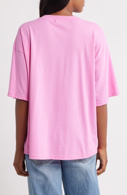 Vinyl Icons 88 Oversize Graphic T-shirt In Pink