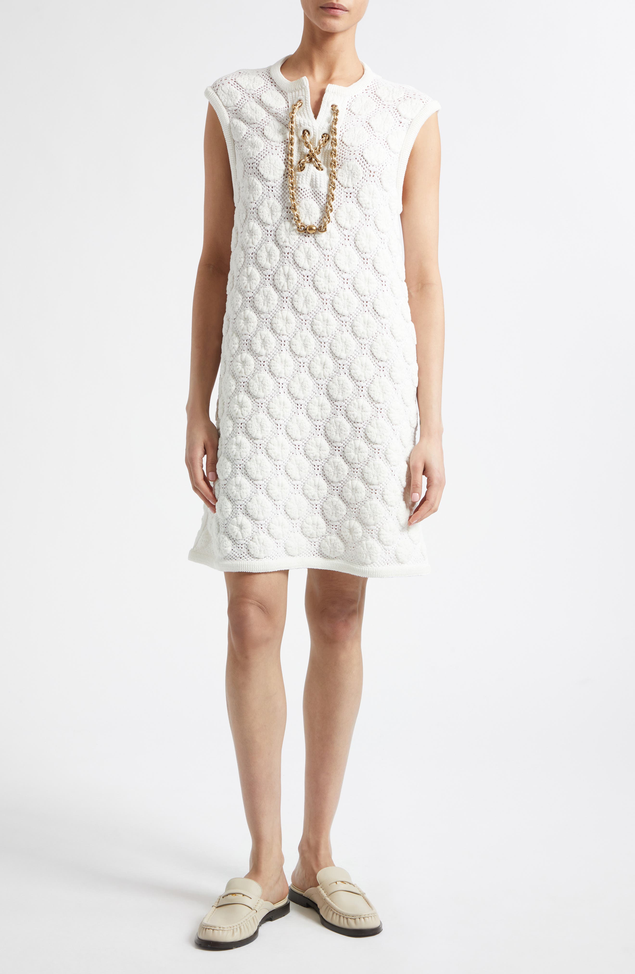 selected WHITE