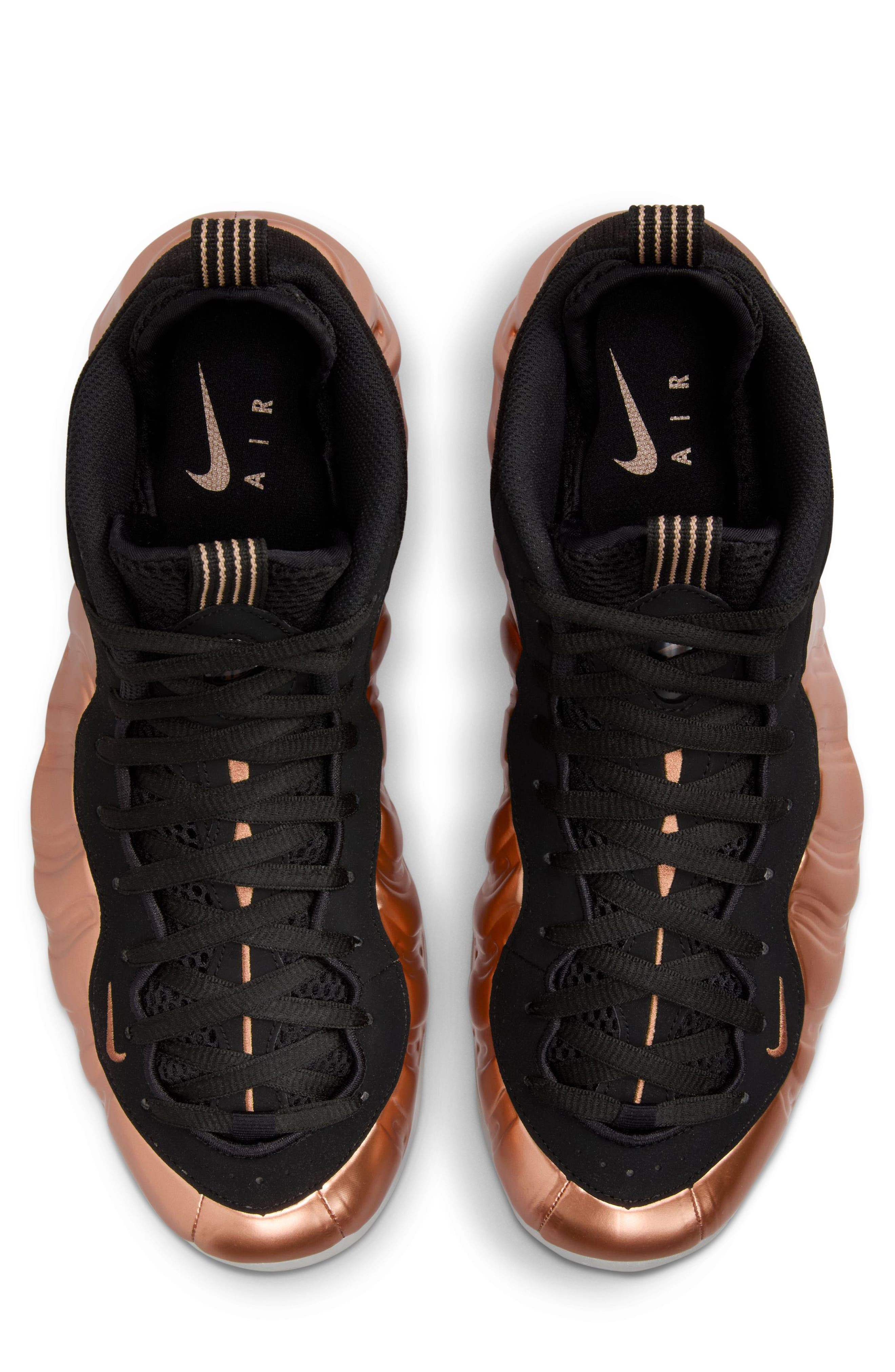 Nike Air Foamposite One Basketball Sneaker, Alternate, color, 