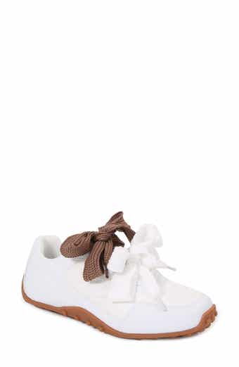 Ribbon Lace Sneaker