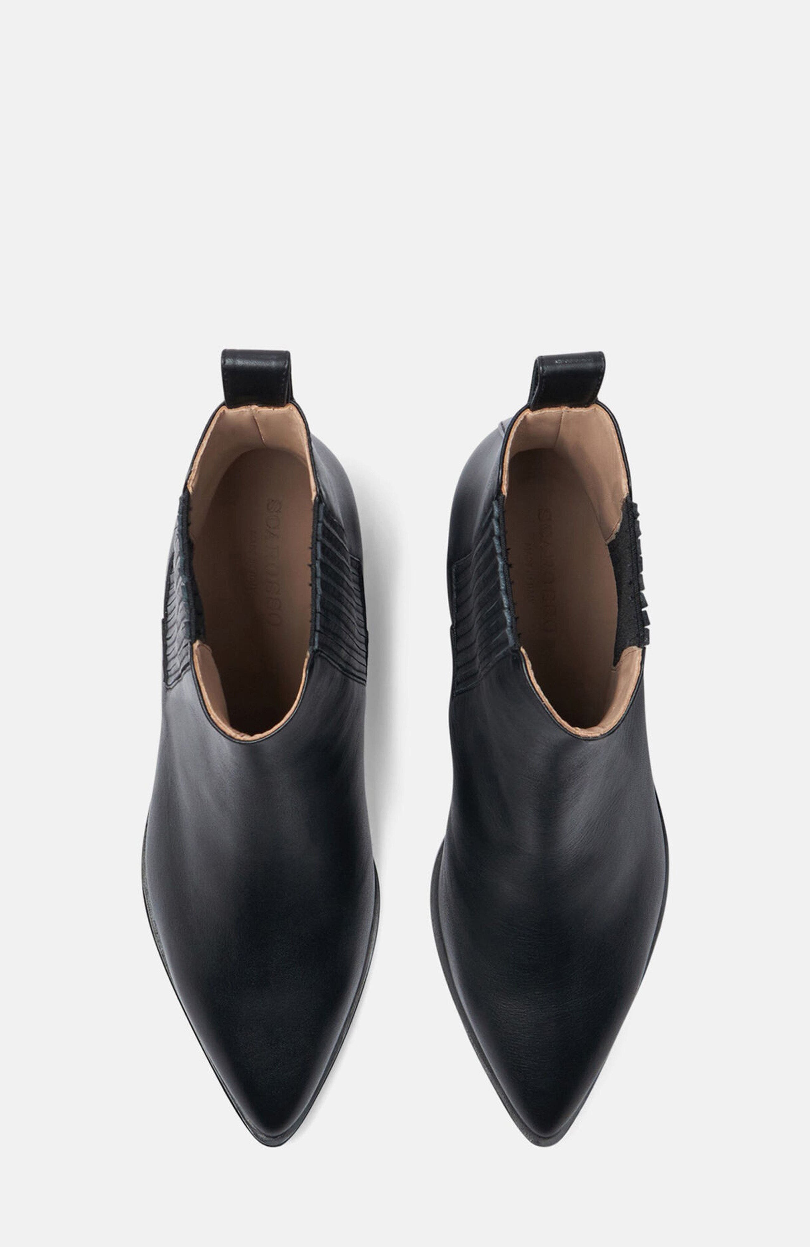 Olivia Chelsea Boots, Alternate, color, Black - Calf