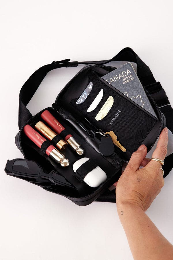 LONDRE BODYWEAR The Orea Waterproof Belt Bag, Alternate, color, Matte Black