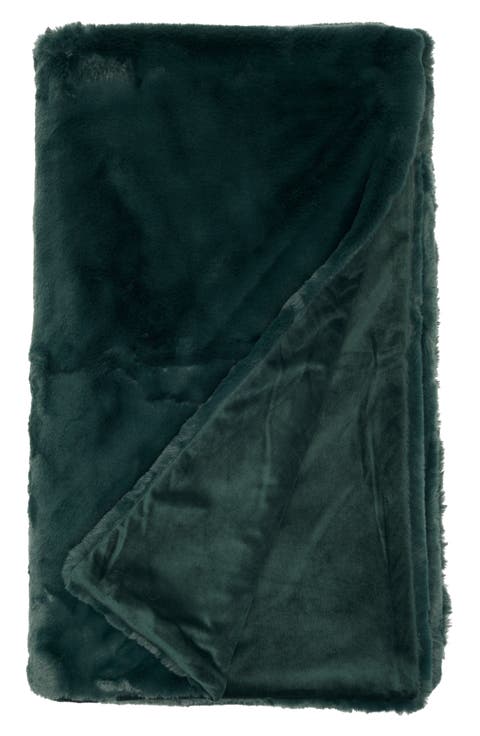 Snuggle Faux Fur Throw