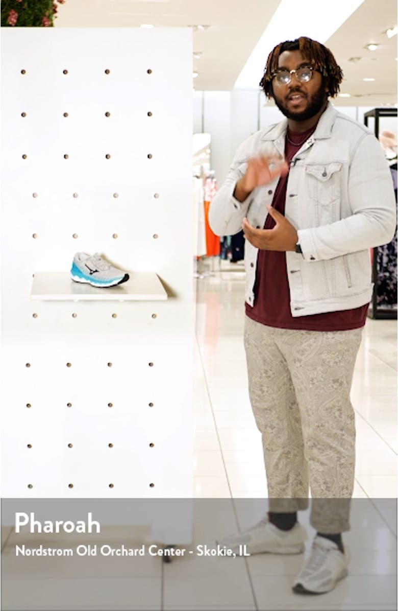 Wave Sky 4 Waveknit<sup>™</sup> Running Shoe, sales video thumbnail