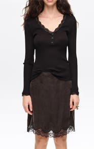 BIMBA Y LOLA Ribbed V-neck Lace Trim T-shirt