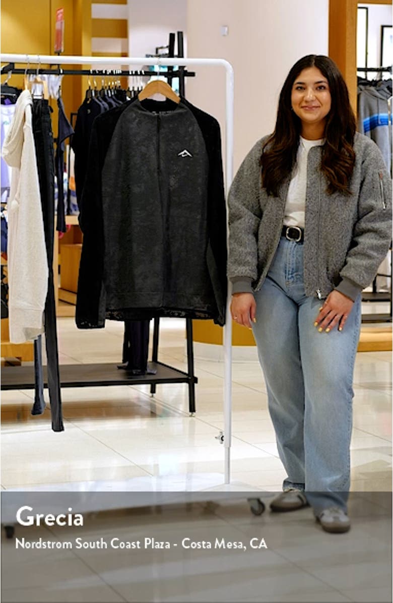 Dri-FIT Half Zip Midlayer Trail Running Top, sales video thumbnail