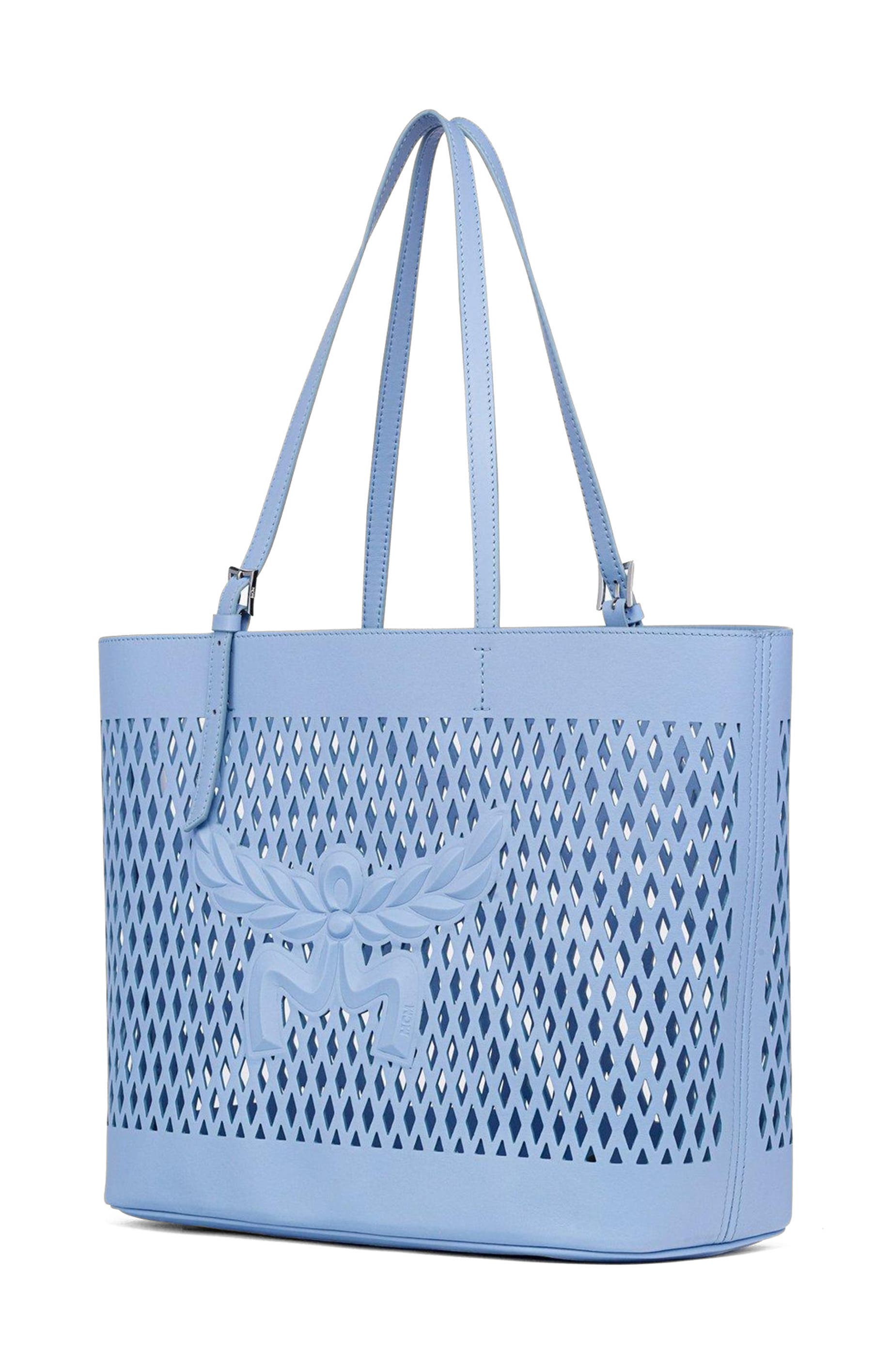 MCM Medium Himmel Shopper in Perforated Calfskin Leather, Alternate, color, Della Robbia Blue