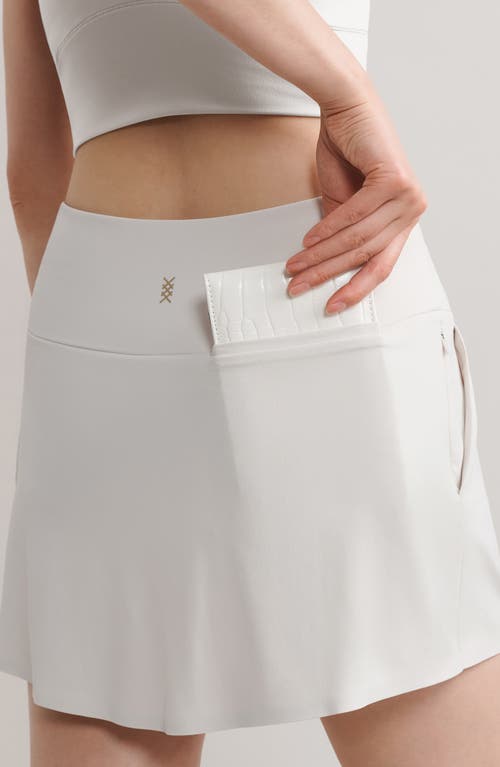 Rhone Course To Court Sport Skort Snow White In Sand