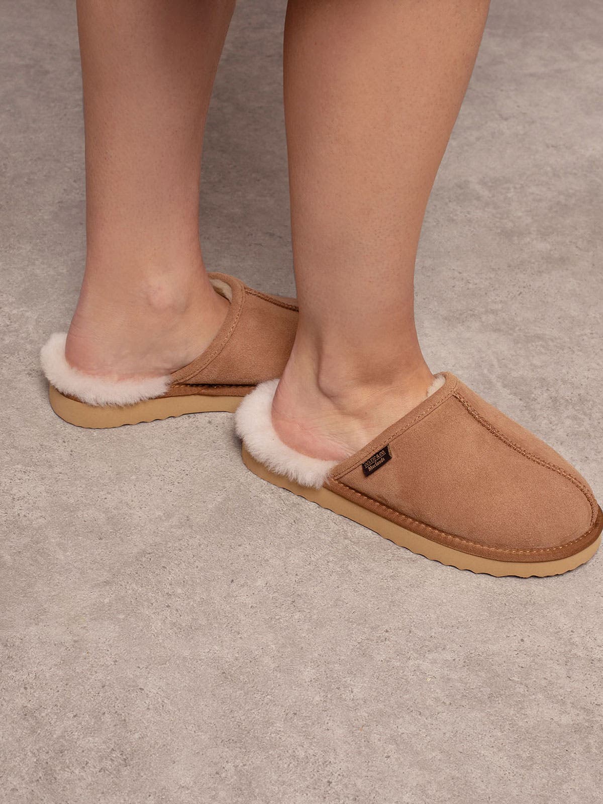 Celtic & Co. Sheepskin Mule Slippers, Alternate, color, Chestnut