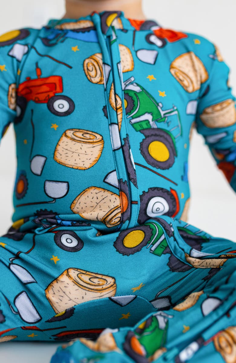 Posh Peanut Kids' Roberts Fitted Footie Pajamas, Alternate, color,