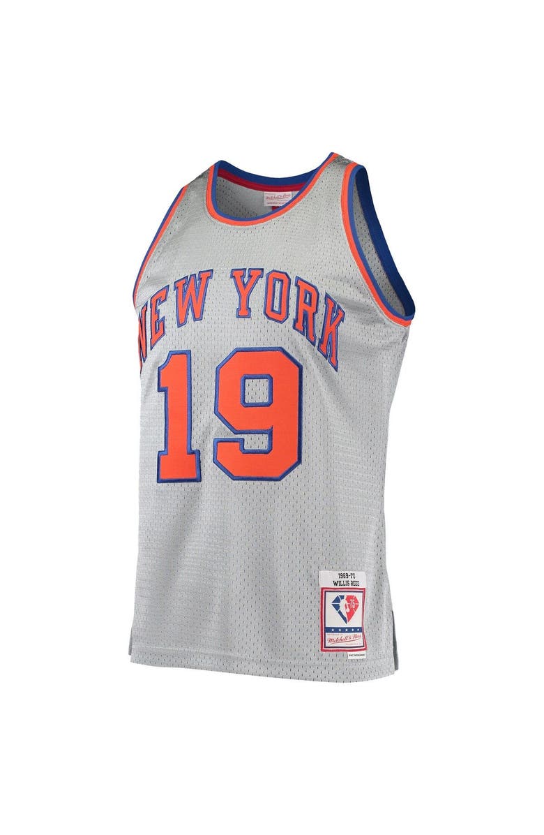 Mitchell & Ness Men's Mitchell & Ness Willis Reed Silver New York Knicks 75th Anniversary 1969/70 Hardwood Classics Swingman Jersey, Alternate, color, 
