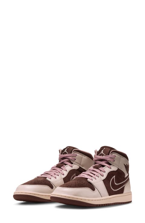 Jordan Air Jordan 1 Mid Sneaker