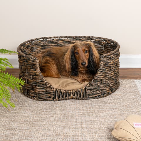 Perri 24" x 18" Classic Farmhouse Handwoven Hyacinth Oval Pet Bed, Machine-Washable Cushion