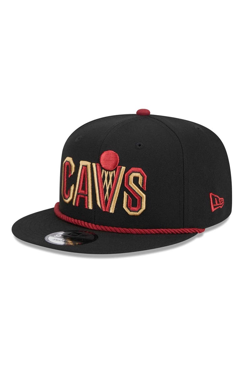 Men's New Era Black Cleveland Cavaliers Back Laurels 9FIFTY Snapback Hat, Main, color, Black