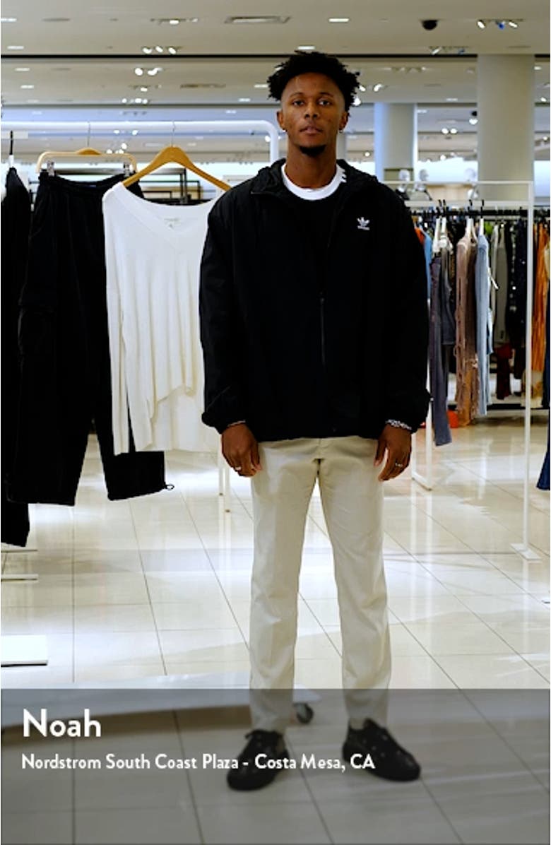 Oversize Adicolor Trefoil Hooded Windbreaker, sales video thumbnail